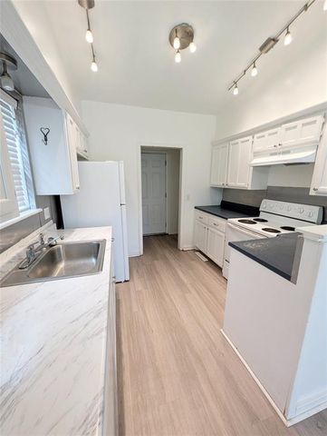 3301 Oakbrook Drive, Del City, OK 73115