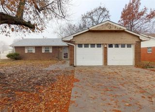 3301 Oakbrook Drive, Del City, OK 73115