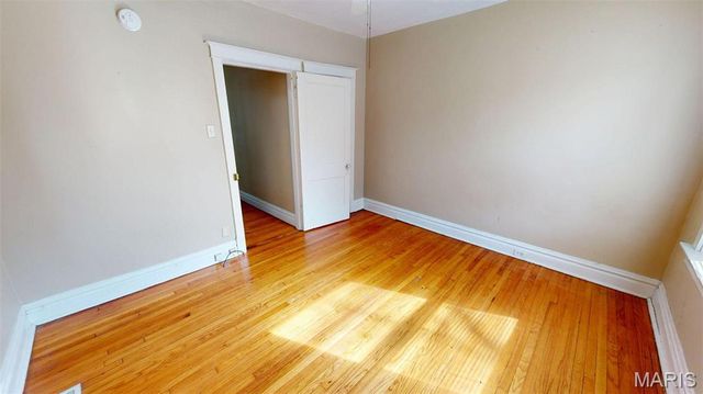 4614 Shenandoah Avenue, St Louis, MO 63110