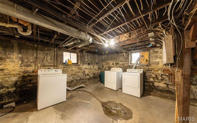 4614 Shenandoah Avenue, St Louis, MO 63110