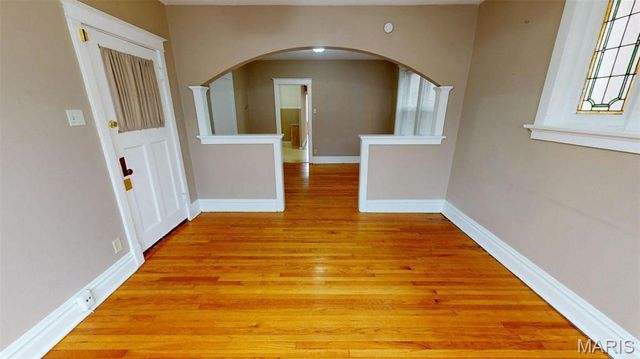 4614 Shenandoah Avenue, St Louis, MO 63110
