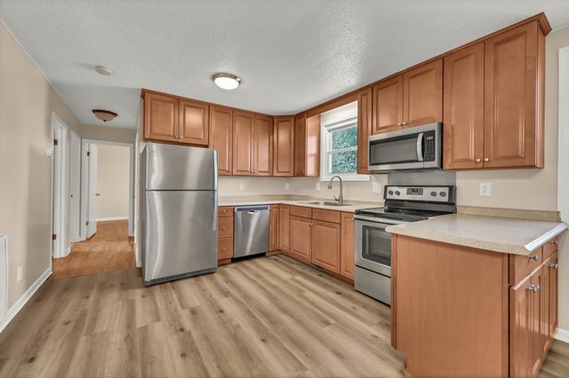 443 Appleton Dr, Clarksville, TN 37042