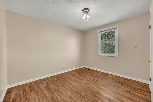 443 Appleton Dr, Clarksville, TN 37042