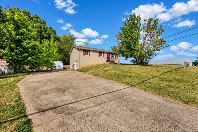 443 Appleton Dr, Clarksville, TN 37042