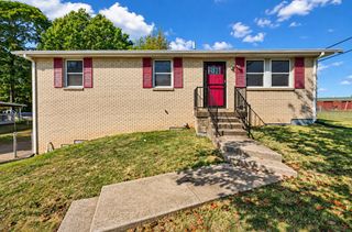 443 Appleton Dr, Clarksville, TN 37042