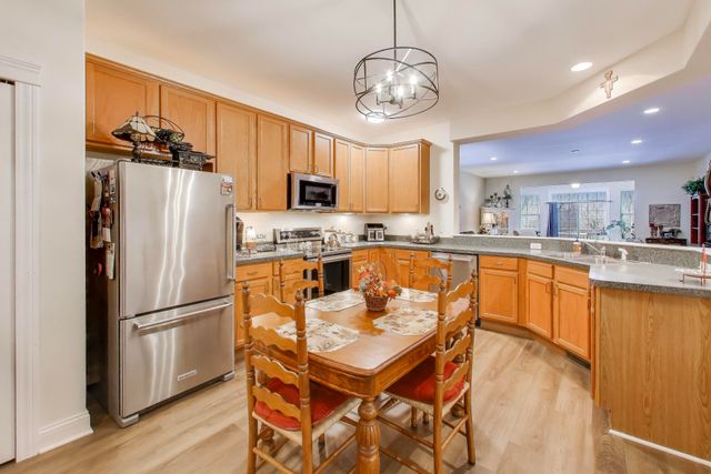 1465 Mybeck Place, Crown Point, IN 46307