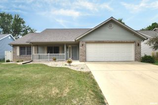 923 S JOHANSON Road, Peoria, IL 61607