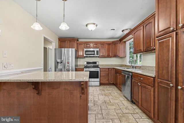 3612 KENT DR, Mechanicsburg, PA 17050