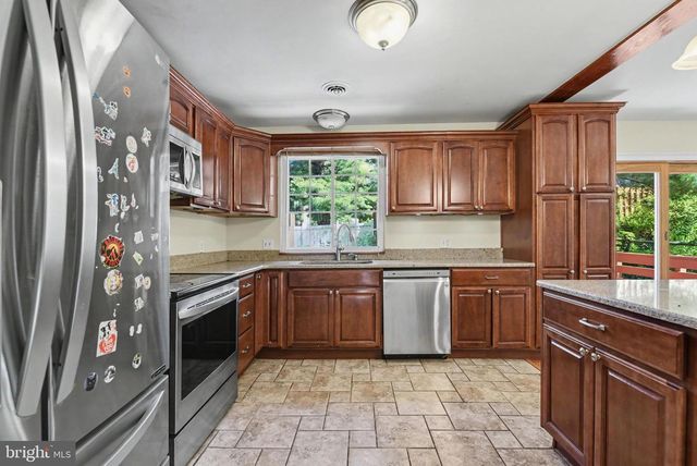 3612 KENT DR, Mechanicsburg, PA 17050