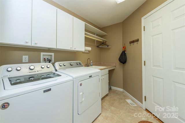 128 Sullivan Lane, Lake Lure, NC 28746