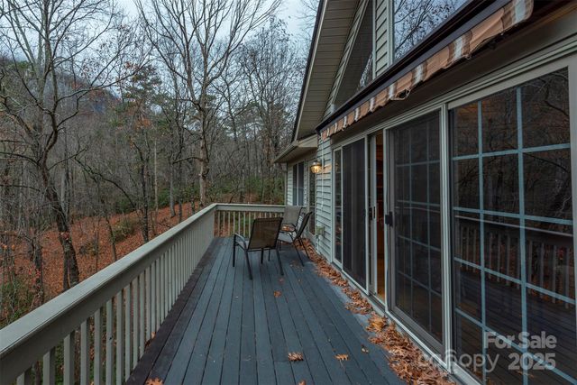 128 Sullivan Lane, Lake Lure, NC 28746