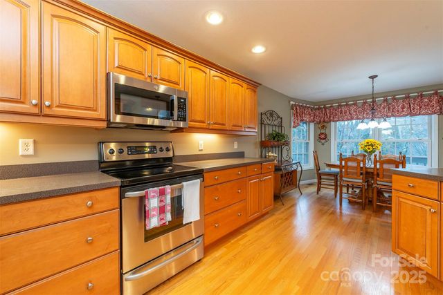 128 Sullivan Lane, Lake Lure, NC 28746
