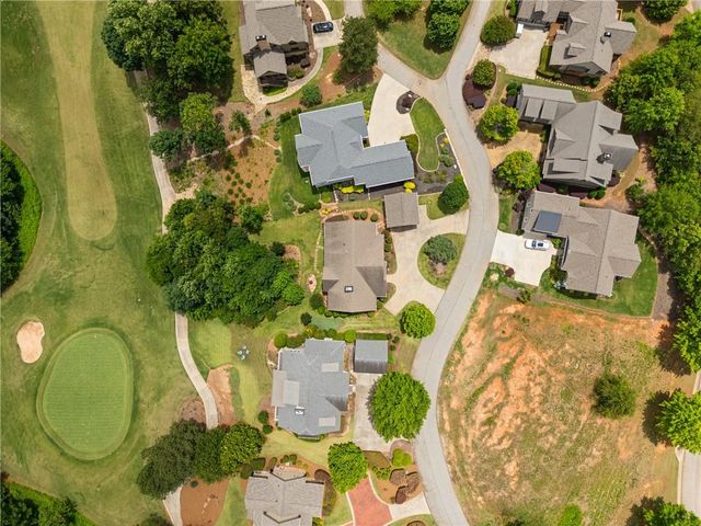 65 Cottage Lane, Toccoa, GA 30577