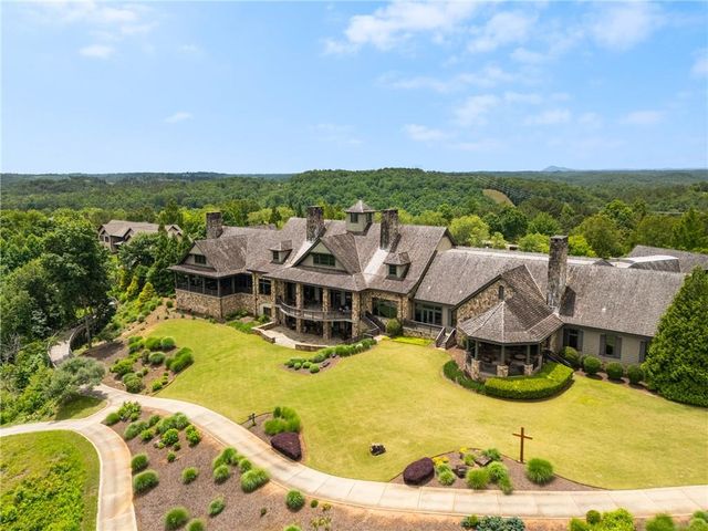 65 Cottage Lane, Toccoa, GA 30577
