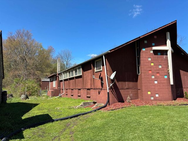 54193 Quince Road, South Bend, IN 46628