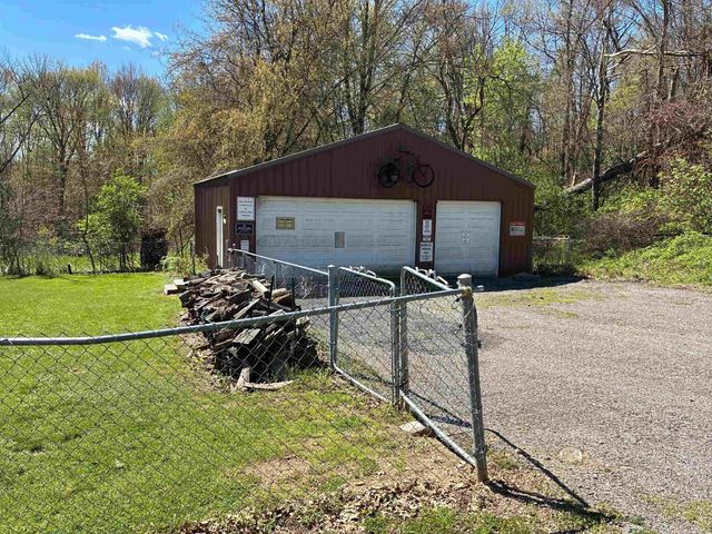 54193 Quince Road, South Bend, IN 46628