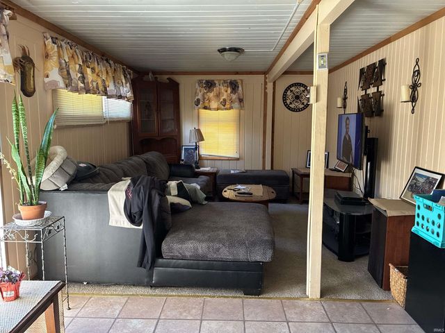 54193 Quince Road, South Bend, IN 46628