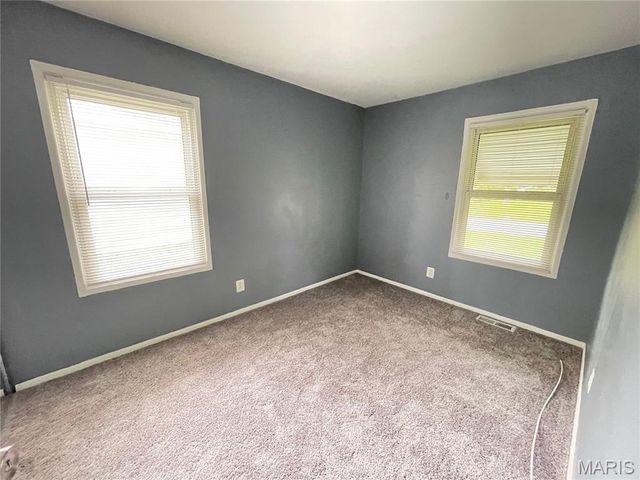 1335 Cabrillo Drive, St Louis, MO 63138
