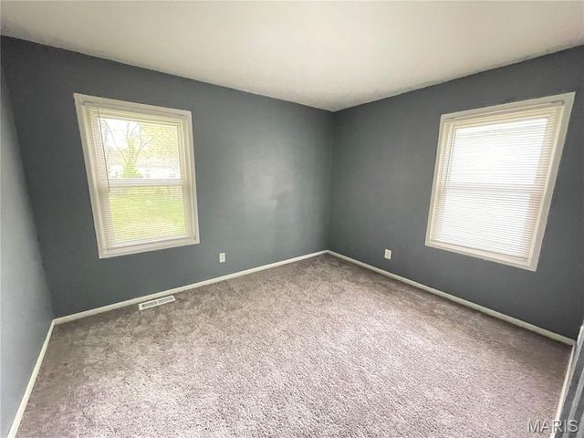 1335 Cabrillo Drive, St Louis, MO 63138