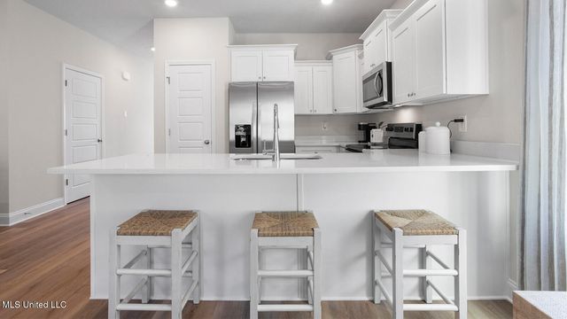 113 Harper Grove Circle, 18, Ocean Springs, MS 39564
