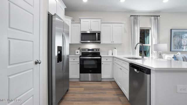 113 Harper Grove Circle, 18, Ocean Springs, MS 39564