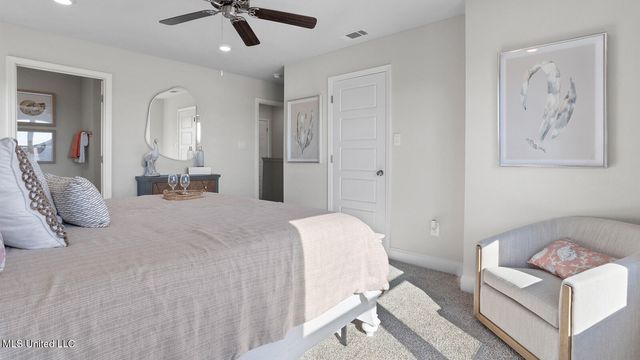 113 Harper Grove Circle, 18, Ocean Springs, MS 39564