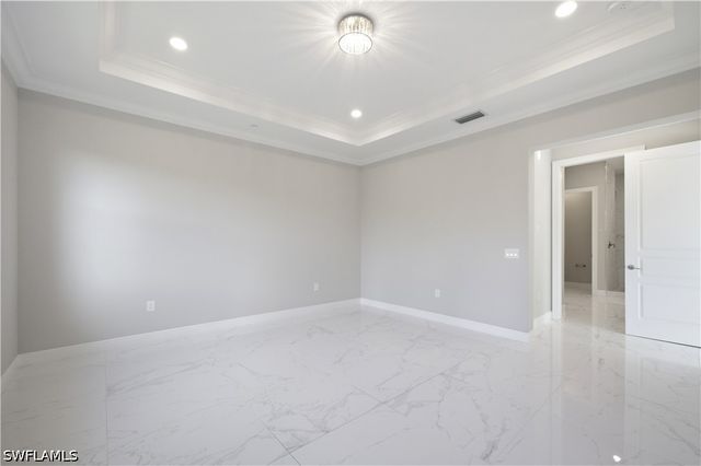 16374 Viansa WAY 301, Naples, FL 34110