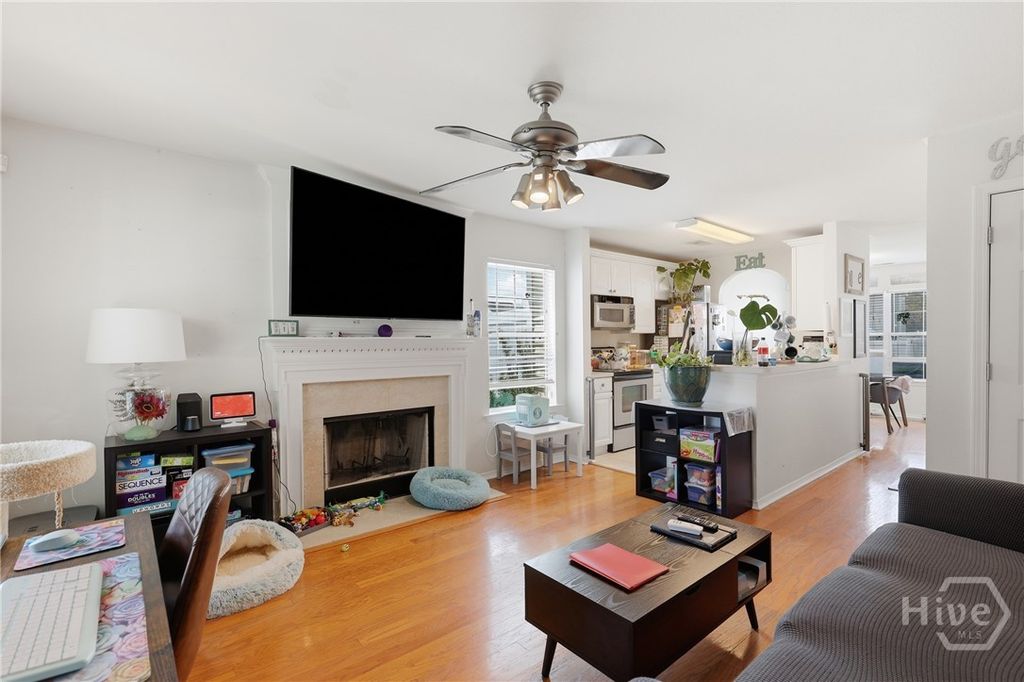 Image 5 of property listing at 27 Godley Park Way, Savannah, GA 31407