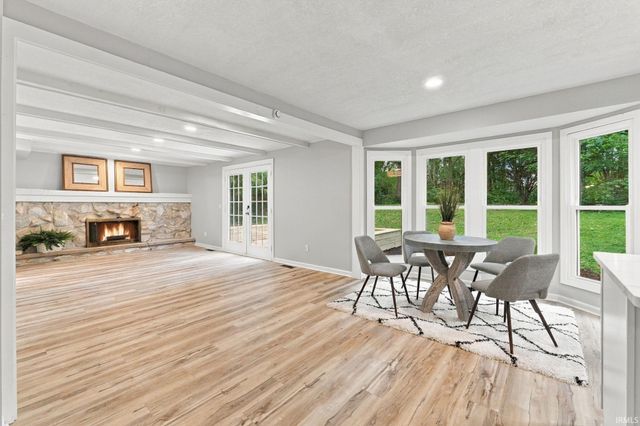 11207 Illinois Rd, Fort Wayne, IN 46814