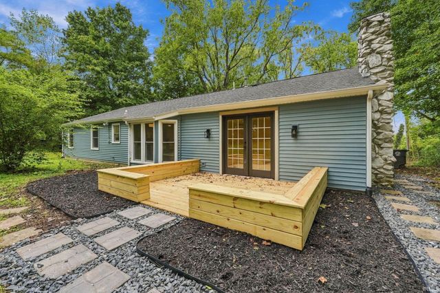 11207 Illinois Rd, Fort Wayne, IN 46814