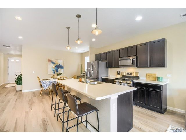 230 S Langdale Ct, Aurora, CO 80018