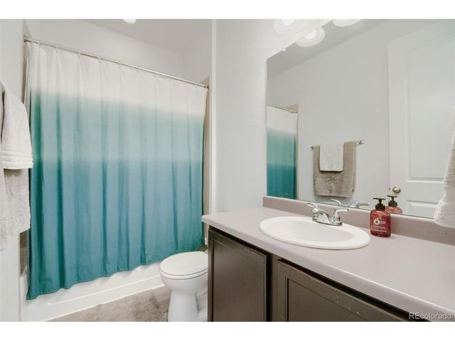 230 S Langdale Ct, Aurora, CO 80018