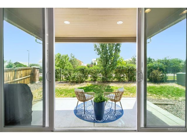 230 S Langdale Ct, Aurora, CO 80018