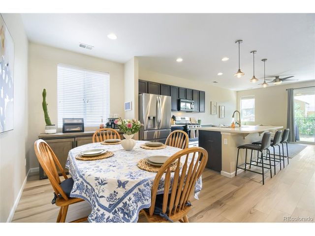 230 S Langdale Ct, Aurora, CO 80018