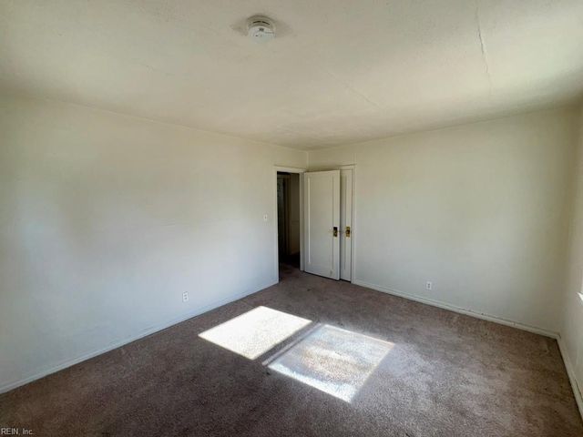 8521 Chapin ST, Norfolk, VA 23503