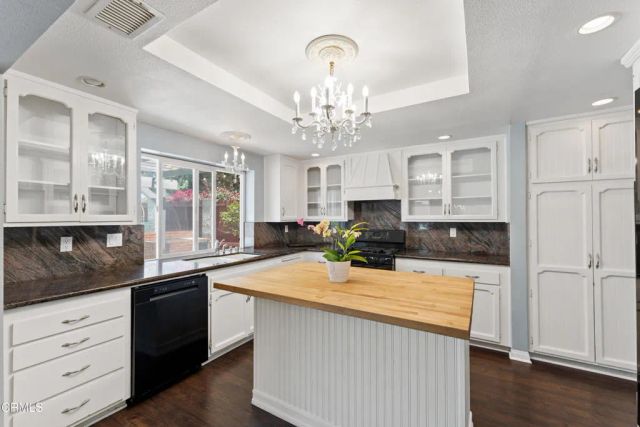 2292 Buffalo Avenue, Ventura, CA 93003