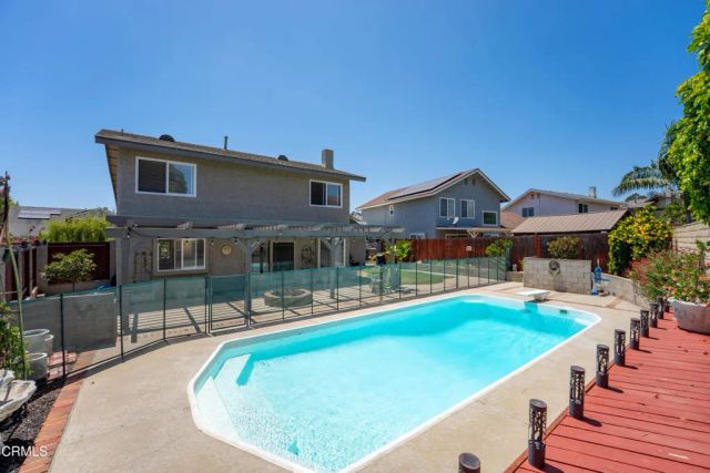 2292 Buffalo Avenue, Ventura, CA 93003