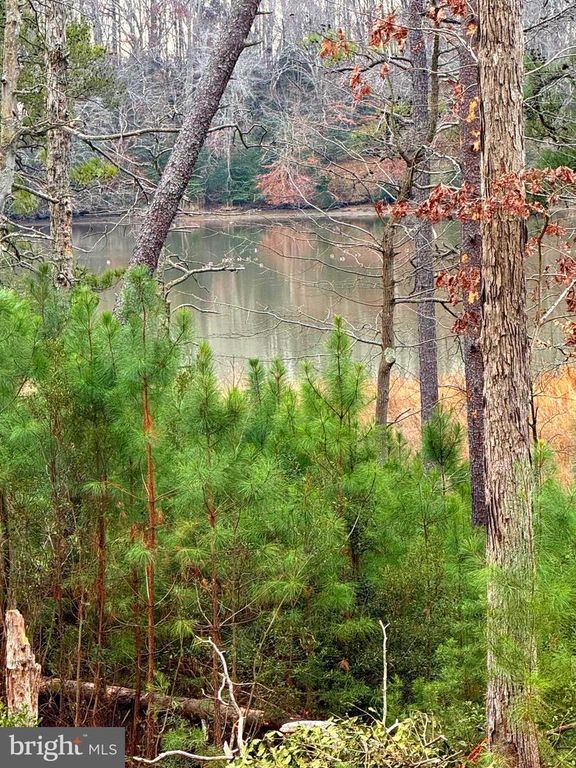 4 SEAGRASS CT, King George, VA 22485