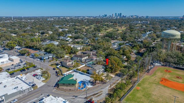 3705 W SAN MIGUEL STREET, Tampa, FL 33629