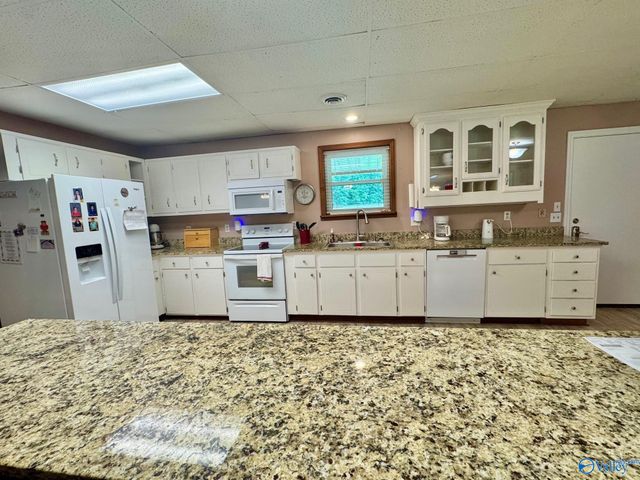 255 Jones Road, Hazel Green, AL 35750