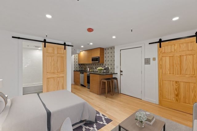 511 Beacon St 2, Boston, MA 02215