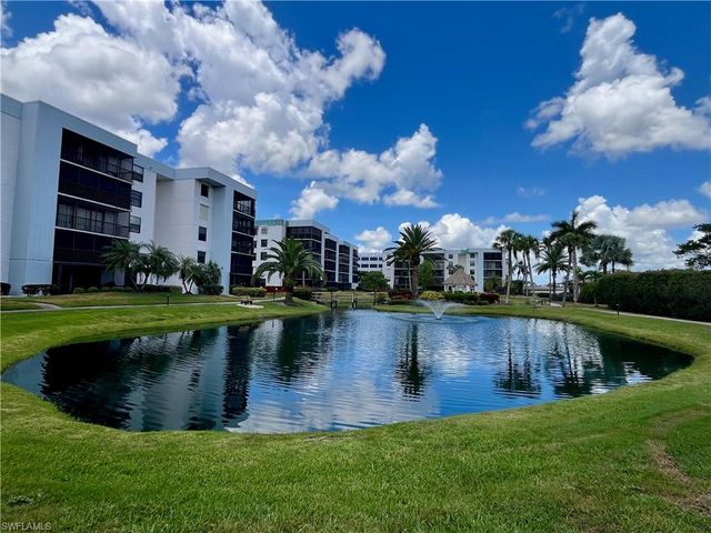 3460 Key DR 203, North Fort Myers, FL 33903