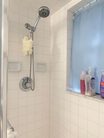 96 Hastings F, West Palm Beach, FL 33417