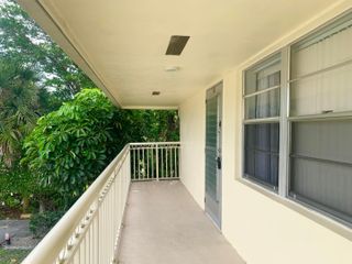 96 Hastings F, West Palm Beach, FL 33417