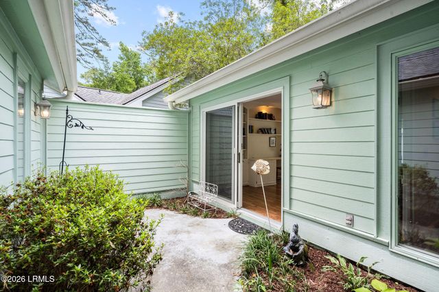 33 Victoria Drive, Hilton Head Island, SC 29926