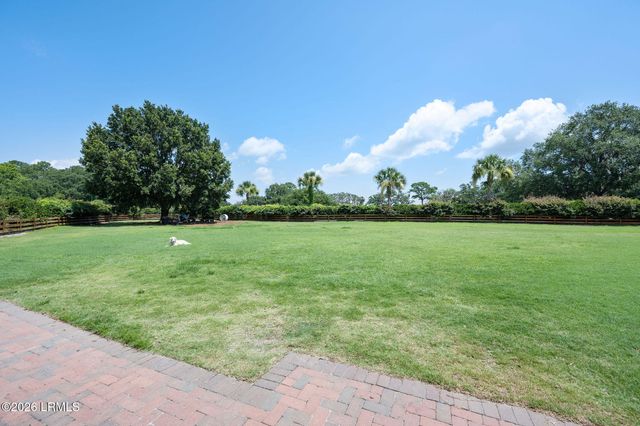 33 Victoria Drive, Hilton Head Island, SC 29926