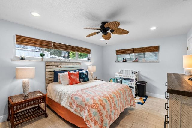 1521 Venus Avenue, Jupiter, FL 33469