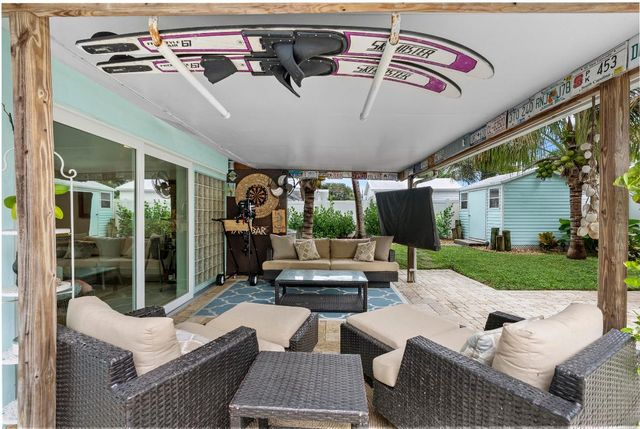 1521 Venus Avenue, Jupiter, FL 33469