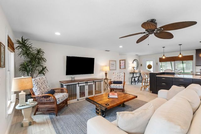 1521 Venus Avenue, Jupiter, FL 33469