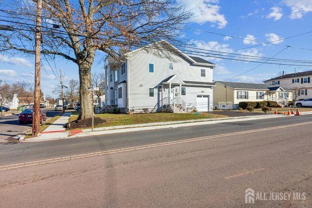 239 Suttons Lane, Edison, NJ 08817